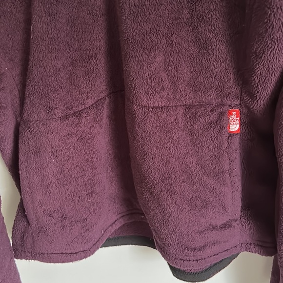 North Face pullover - Picture 4 of 4